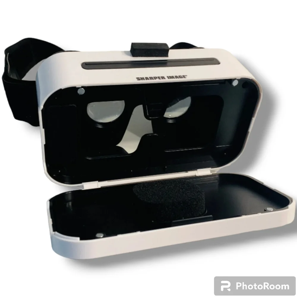 NWOT Sharper Image Black & White Smartphone 360° Virtual Reality Head Set